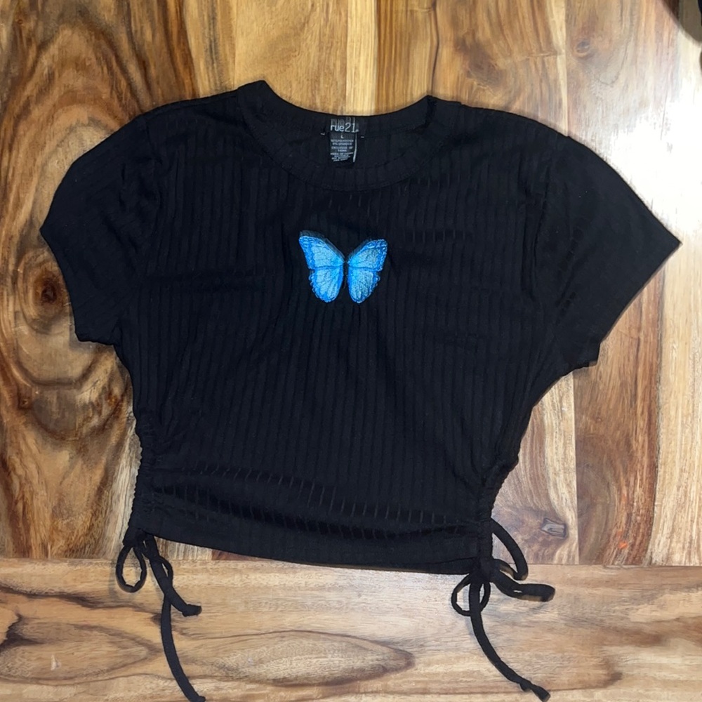 Rue 21 butterfly crop top with drawstring sides